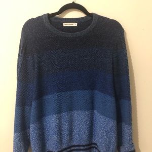 Vintage-Inspired Knit Sweater